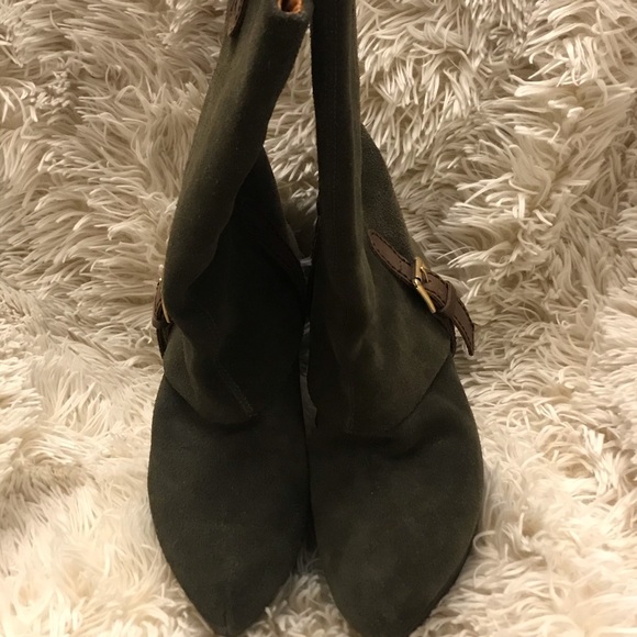 Earthies sage green 3-4 boots - Picture 2 of 6